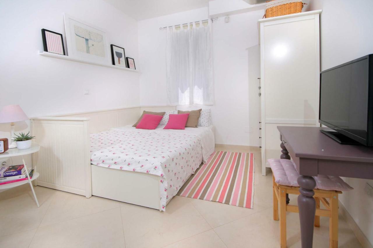 Apartamento Studio Few Steps From The Beach Kaštela Exterior foto